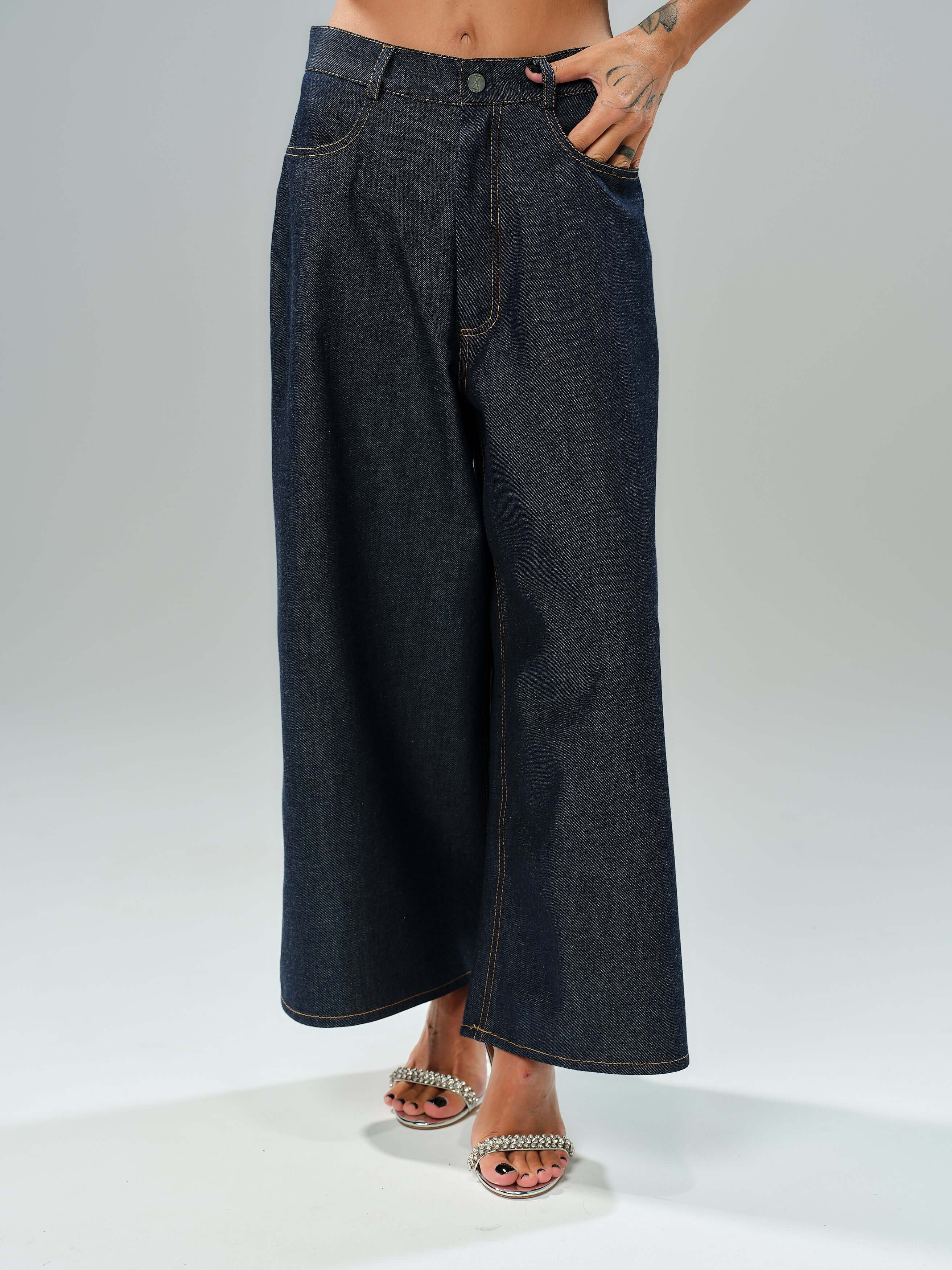 Wide-leg Denim Jeans