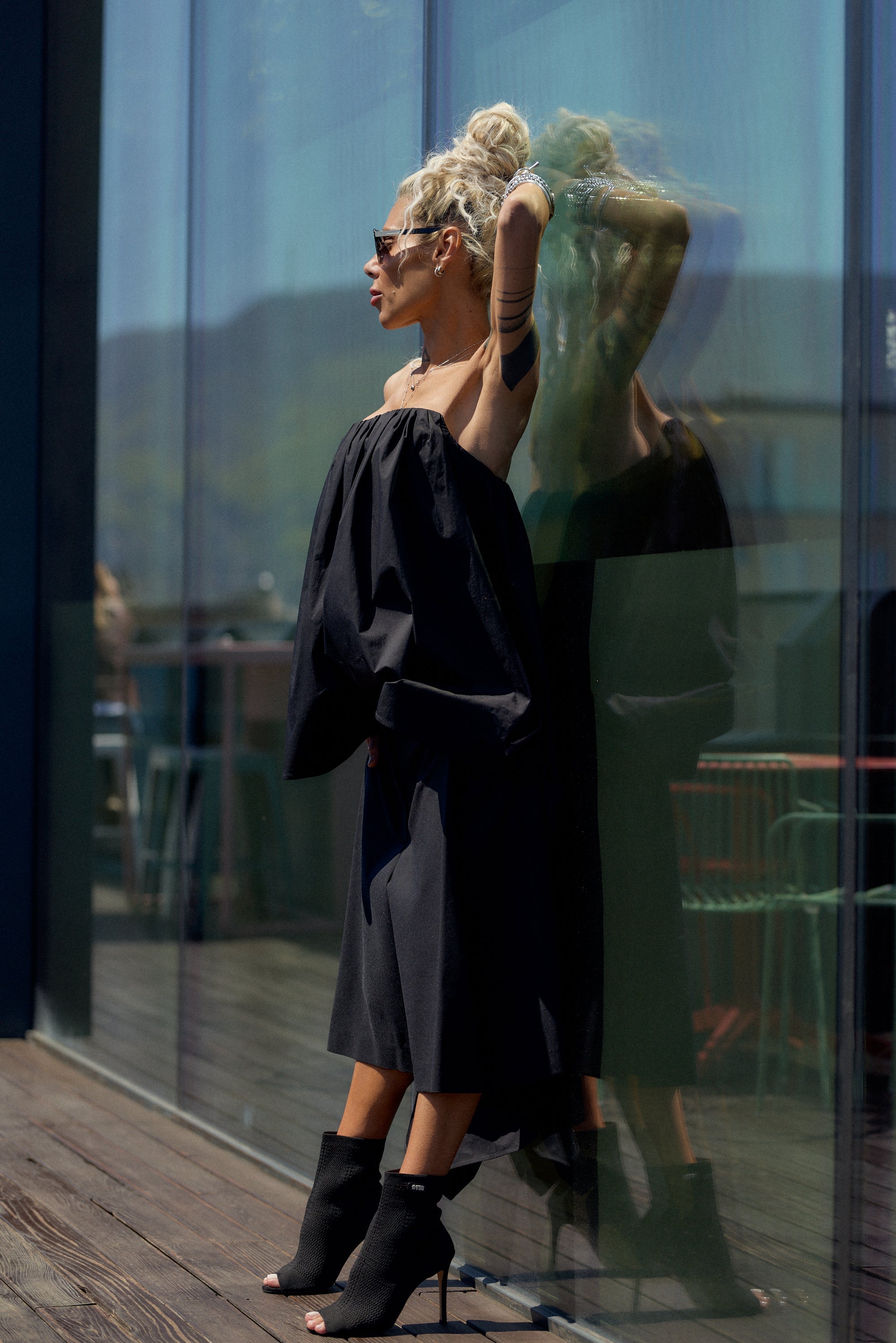 Black Oversized Strapless Tunic