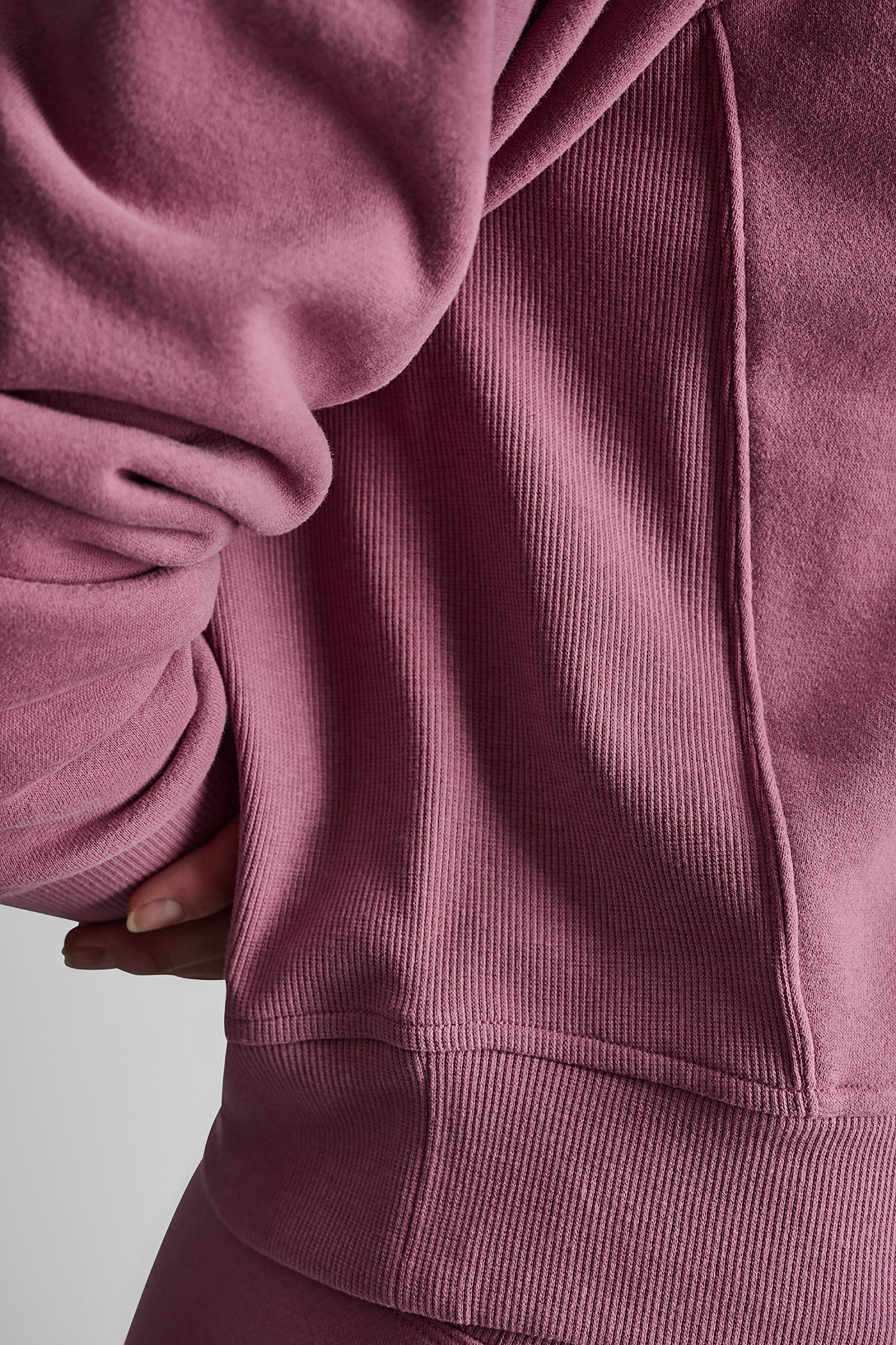 SHADOW VARSITY LOGO CREW NECK