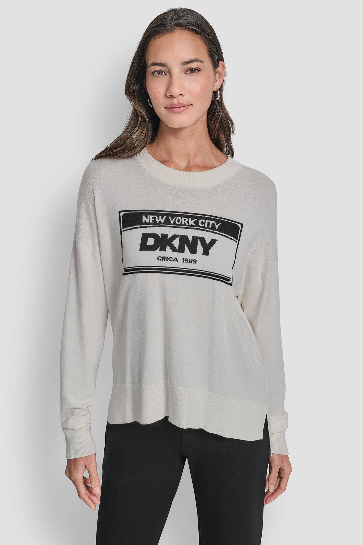 LONG SLEEVE LICENSE PLATE LOGO SWEATER