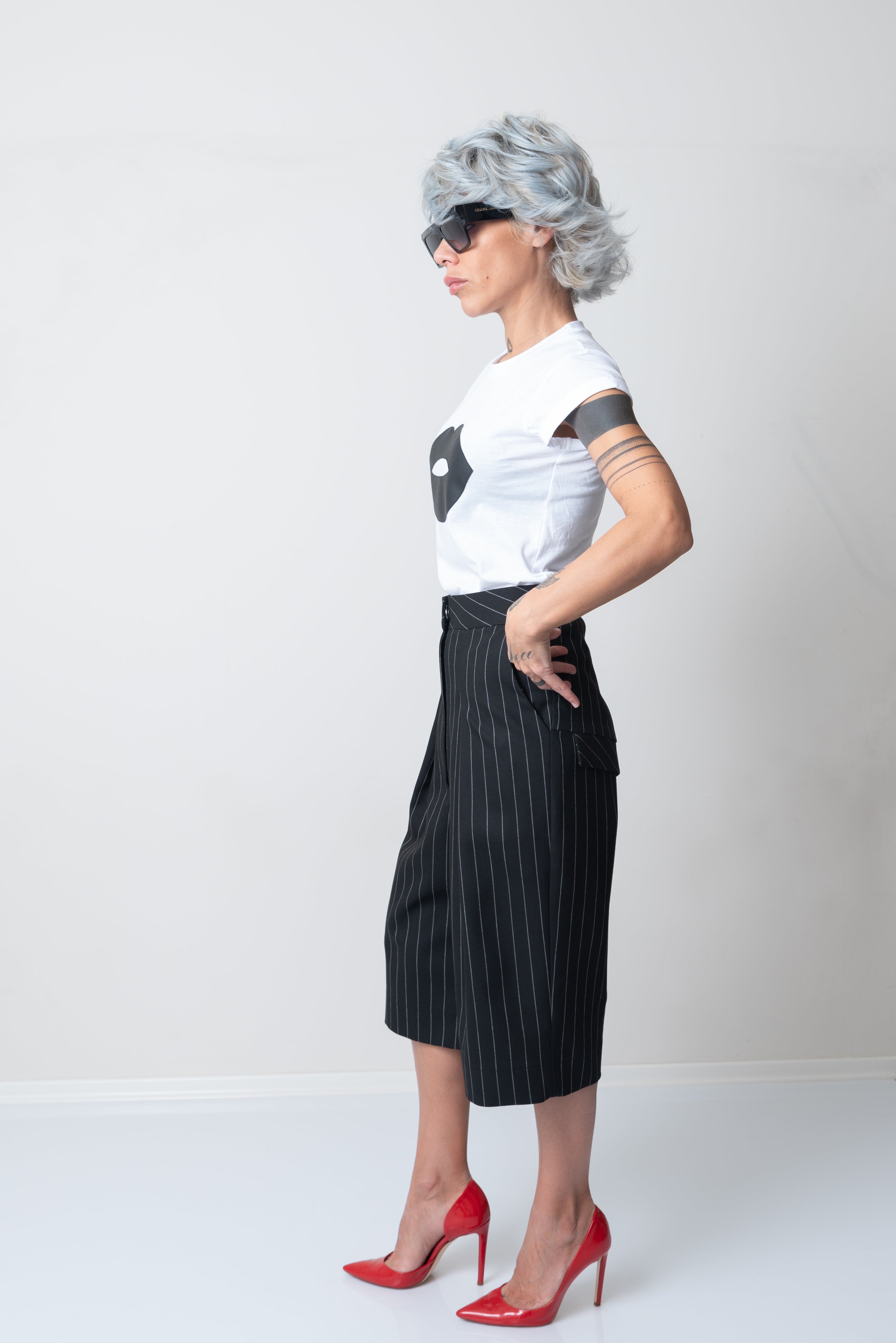 White T Shirt Blouse with Short Sleeves and Leatherette Lips